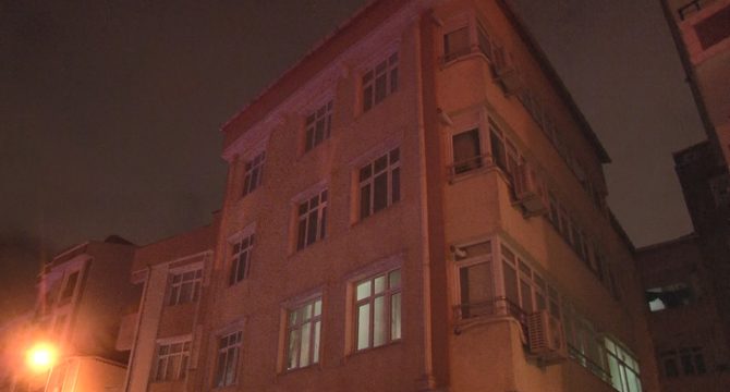 14 yaşındaki kız çocuğu evinde ölü bulundu