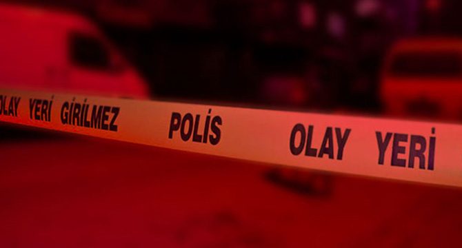 Arkadaşlarının kendisini öldüreceğini düşünüp ikinci kattan atladı