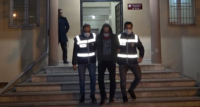 Kısıtlamada yakayı ele verdi