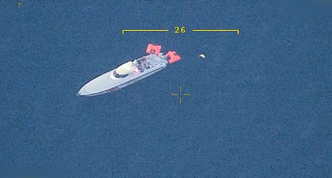 Yunanistan'ın göçmenleri ölüme terk ettiği anların görüntüleri ortaya çıktı