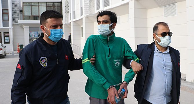 Farklı suçlardan 23 yıl hapisle aranırken yakalandı