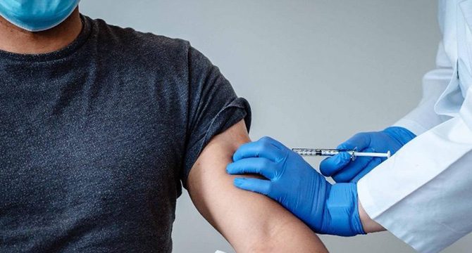 Covid-19 aşılarının takibi 'Aşıla' uygulamasında