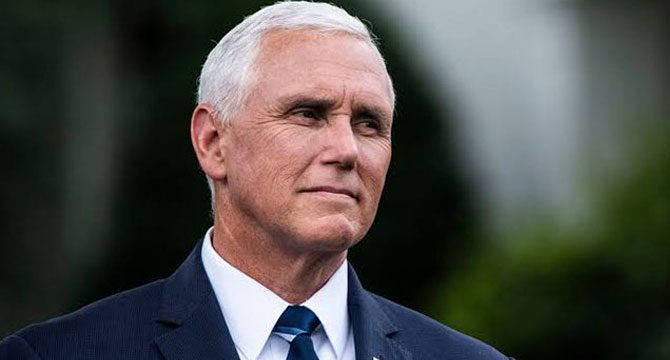 ABD'li gazeteci ulusal muhafızların Pence kontrolünde olduğunu iddia etti