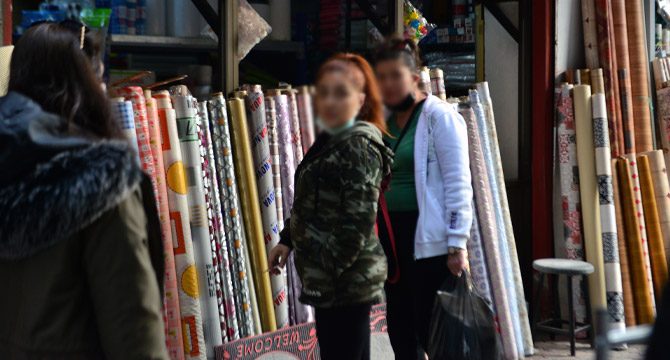 Maske cezası kesilen kadın: Çekmeyin, kocam beni boşar