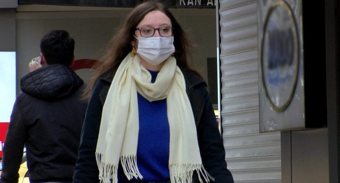 Uzmanından filtreli maske uyarısı: Ortama virüs yayıyor