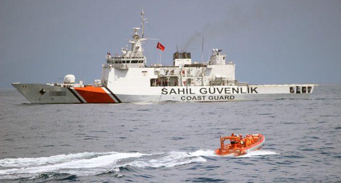 Datça açıklarında tekne battı! Bir kişi kayıp