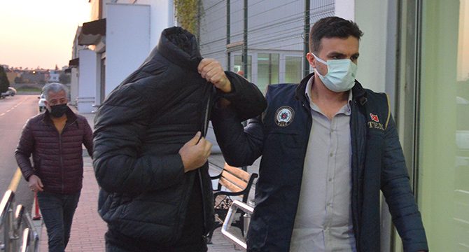 Adana'da FETÖ operasyonu: 11 gözaltı kararı