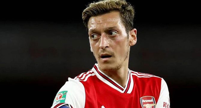 Mesut Özilin temsilcisi Dr. Erkut Söğütten transfer açıklaması 