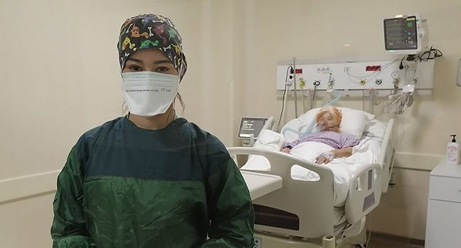 ‘Hastam, elime ‘beni bırakma, korkuyorum’ yazdı’