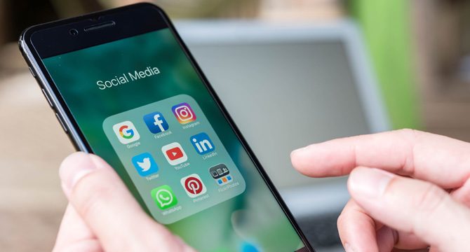 Cep telefonuna uygulama indirmeden önce bir kez daha düşünün!