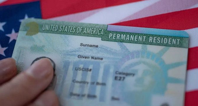 Biden, Trump'ın vize yasaklarını kaldırdı