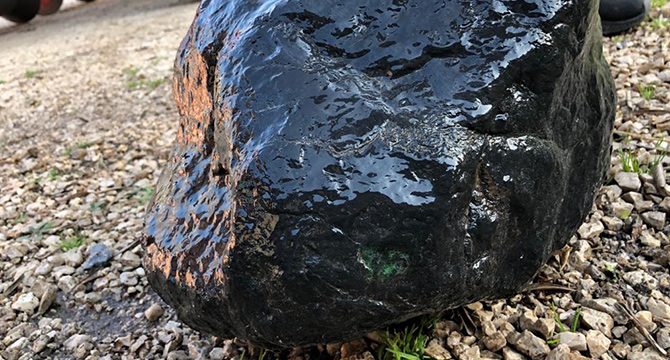 Adana'da gök taşı iddiası heyecan yarattı