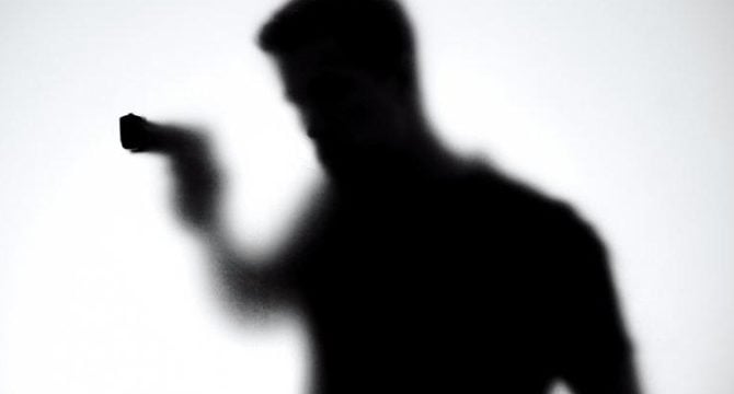 Ağabeyinin katili olan amcasını öldürdü