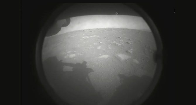 NASA'nın uzay aracı Perseverance, Mars'a iniş yaptı