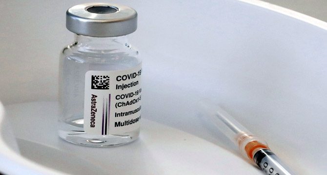 AstraZeneca aşısı uygulanan hemşire hayatını kaybetti