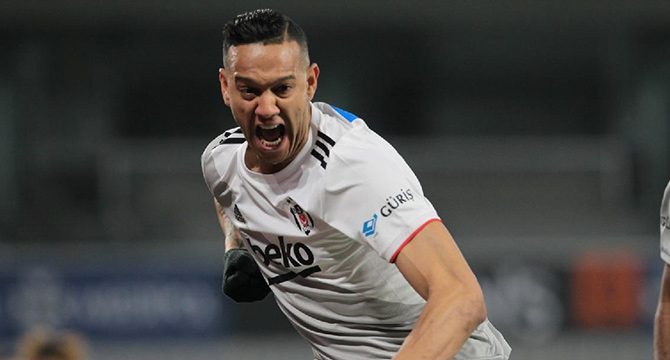 FIFA, Josef de Souza'yı haklı buldu