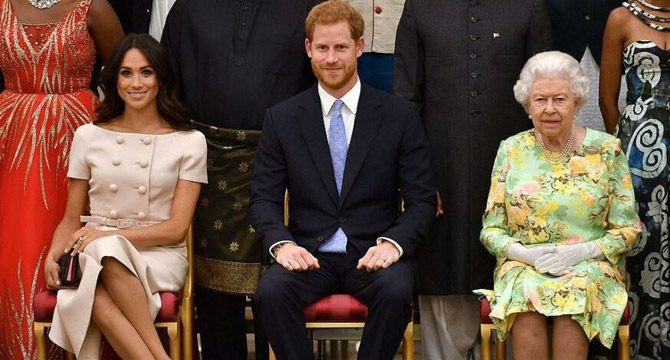 Kraliçe'den Harry ve Meghan'a zeytin dalı: Bizzat görüşecek