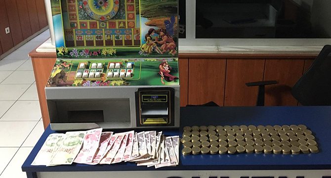 Şişli’de kumarhaneye çevrilen daireye baskın