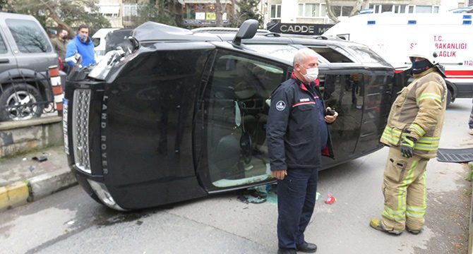 Lüks cip yan yattı… Sürücü şoka girdi