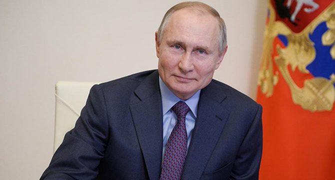 Rusya Devlet Başkanı Putin, koronavirüs aşısı oldu