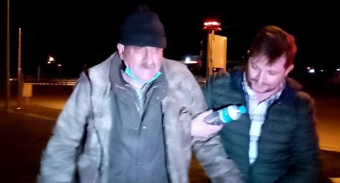 Orta refüjde yatarken bulundu, görenlerin içini acıttı