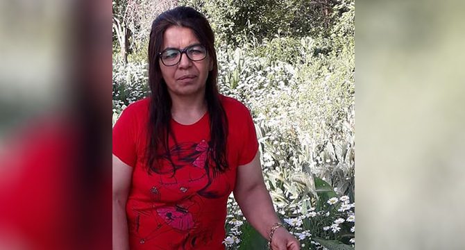 Süt sağarken elektrik akımına kapılıp öldü