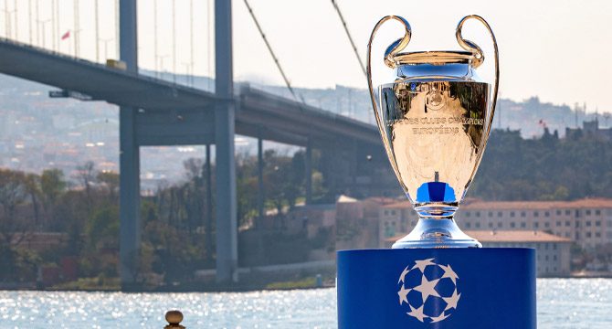 UEFA Şampiyonlar Ligi Kupası İstanbul'da
