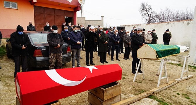 Ölüm askerdeki oğlu ve babayı aynı gün yakaladı