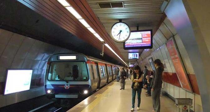 İstanbul'da metro seferlerine 'tam kapanma' düzenlemesi