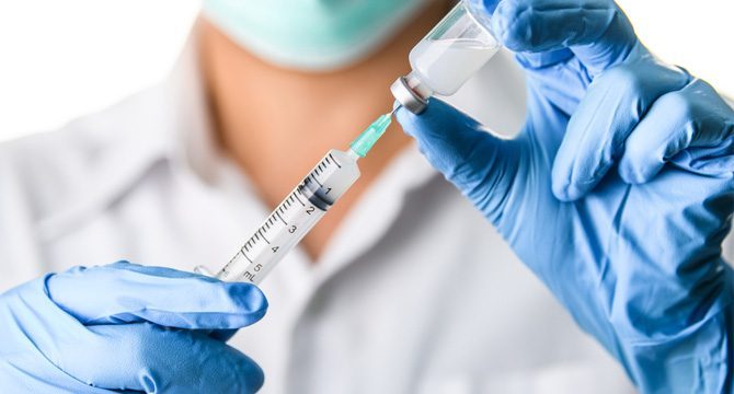 Kritik koronavirüs uyarısı: Mutasyonlar konusunda aşılara güvenemeyiz