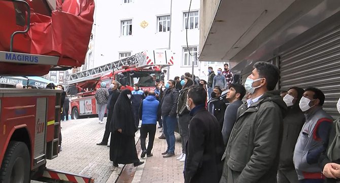 İstanbul’da yangın paniği; mahsur kalan 7 kişi kurtarıldı