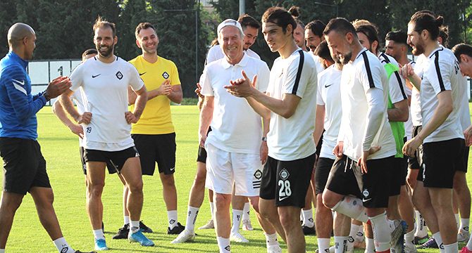Mustafa Denizli: Hedefim Altay'ı Süper Lig'e çıkarmak