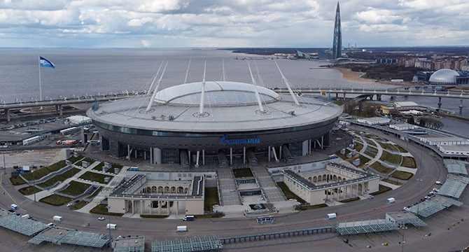St. Petersburg, 'Beyaz Geceler'de futbol coşkusuna hazır