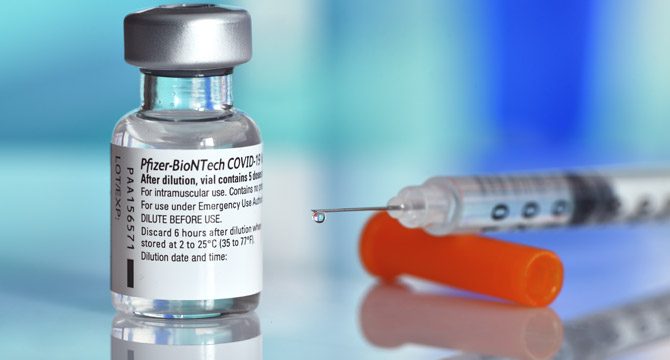BioNTech aşısı mutasyonlara karşı etkili mi? Bilim insanları açıkladı