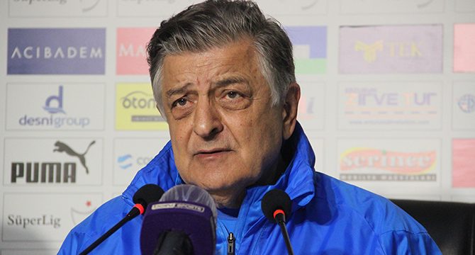 Yılmaz Vural: Hiç pozisyonumuz olmadan birinci devre sonuçlandı