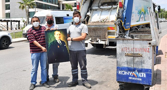Temizlik işçilerinin Atatürk sevgisi