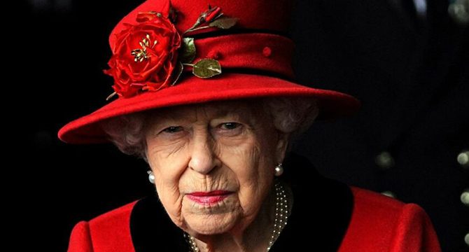 Kraliçe Elizabeth Merkel’i Windsor Kalesi’nde ağırlayacak