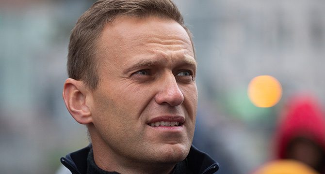 Navalny'den Putin’e sert sözler: Bile bile yalan söylüyor