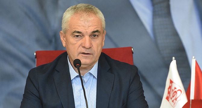 Rıza Çalımbay: Bu yıl hedefimiz hem lig hem de Avrupa kupaları