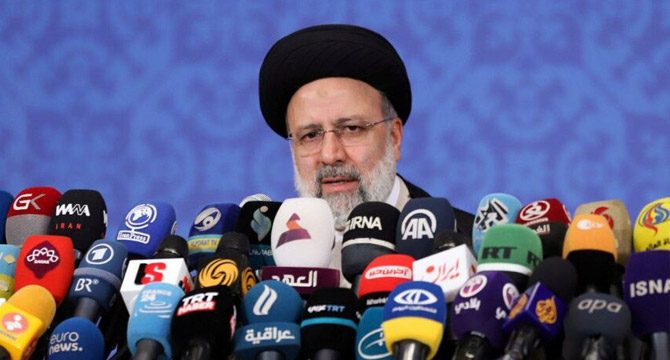 İran'ın yeni lideri ilk kez konuştu: Önceliğim komşular