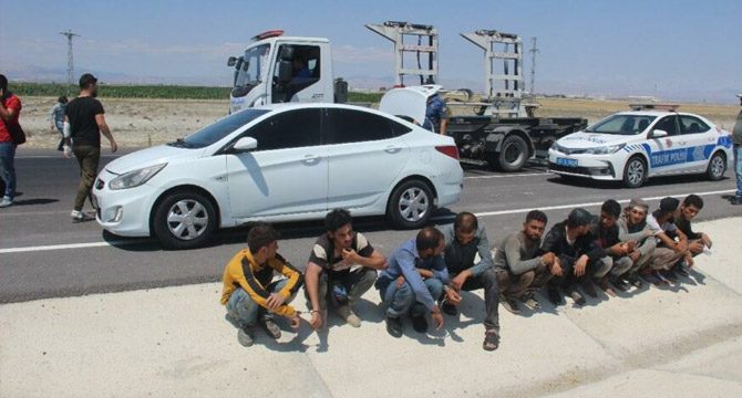 Kaçak göçmen tarifesi: Kilis-Konya 100 Euro!