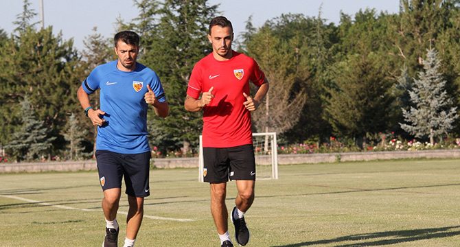 Kayserispor’un yeni transferleri idmanda