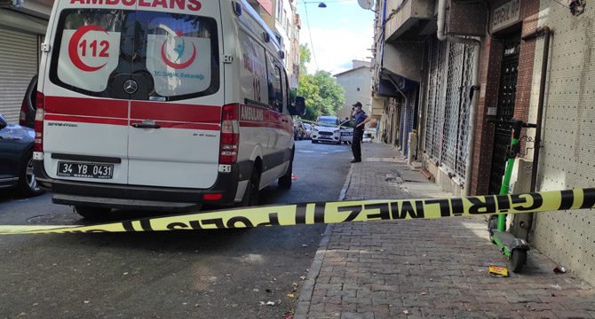 İstanbul’da cani baba 20 yaşındaki kızını katletti