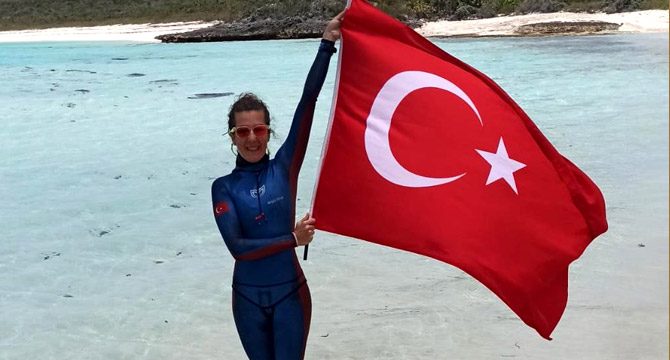 Milli sporcudan ikinci Türkiye rekoru