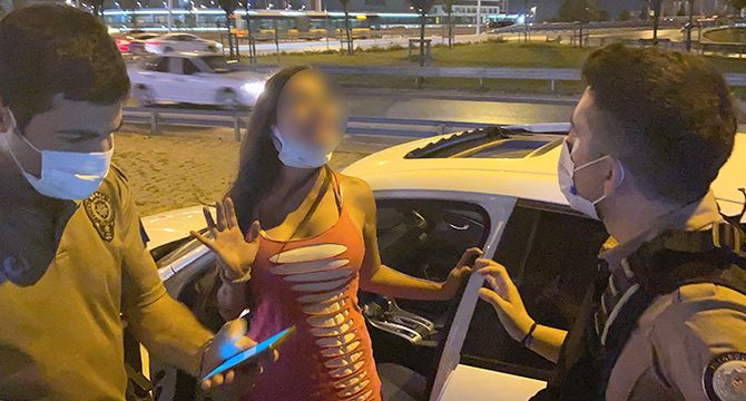 Alkollü kadın sürücü ortalığı birbirine kattı