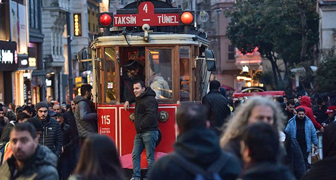 Uzmandan uyarı: Eski normale dönüş 'Mağara Sendromuna' yol açabilir