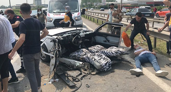 İkiye bölünen araçta can pazarı