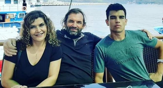 Denizde yüzerken sürat teknesinin çarptığı kadın öldü
