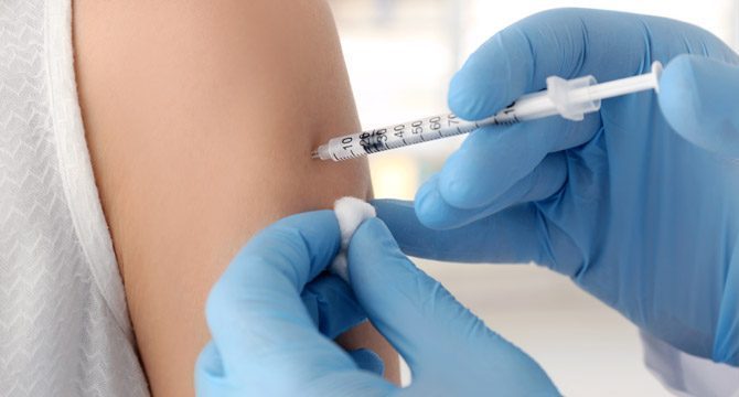 Japonya’da aşı tüpünde yabancı madde çıktı! İki kişi öldü