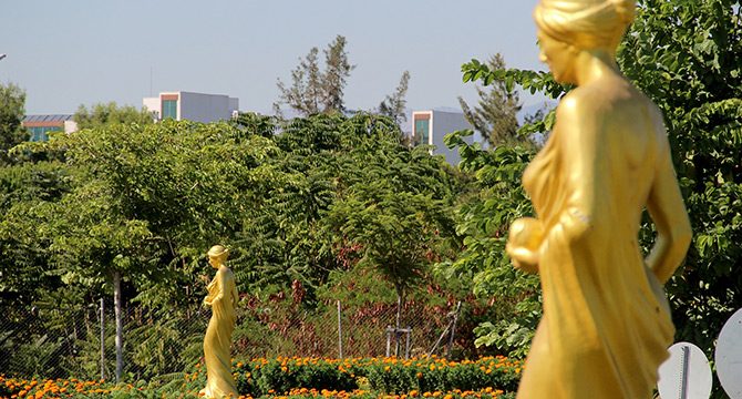 Altın Portakal Film Festivali için 58 Venüs heykeli yerini aldı